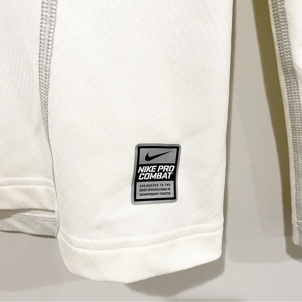 NIKE Men’s Pro Combat Hyperwarm Lite Long Sleeve Shirt Fitted White Size Small - Picture 3 of 10